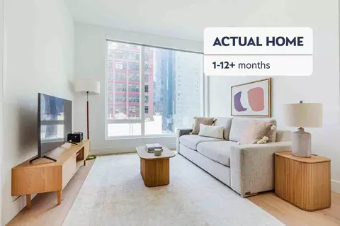 312 W 43rd St, New York, NY 10036