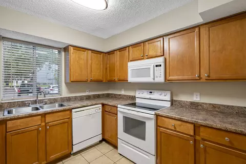 12171 Beach Blvd, Jacksonville, FL 32246 photo 18