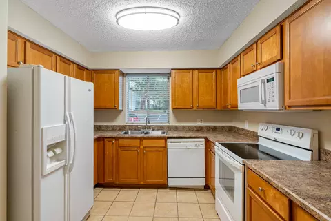12171 Beach Blvd, Jacksonville, FL 32246 photo 17