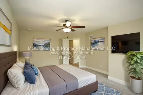 2231 SW Burning Wood Ln, Lees Summit, MO 64082