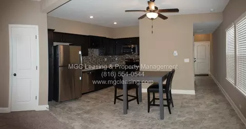 2231 SW Burning Wood Ln, Lees Summit, MO 64082