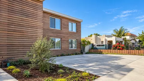 4414 37th St, San Diego, CA 92116