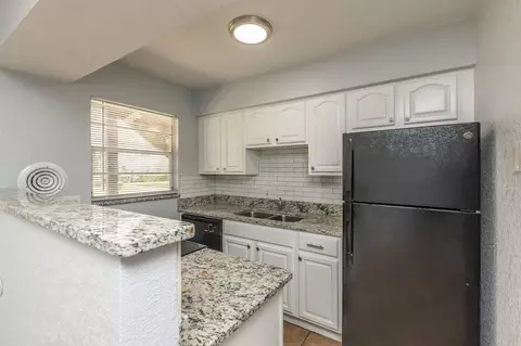 5856 Dahlia Dr, Azalea Park, FL 32807