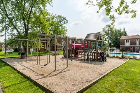 10101 Arborwood Dr, Northbrook, OH 45251 photo 8