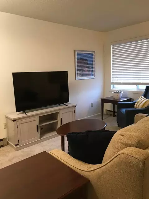 84 Buell St, Burlington, VT 05401 photo 10