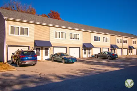 Charleston Court Apts & Ths, Lincoln, NE 68505 photo 14