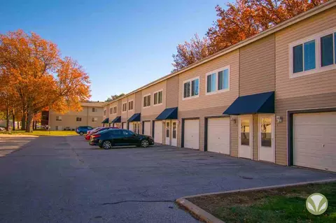 Charleston Court Apts & Ths, Lincoln, NE 68505 photo 13
