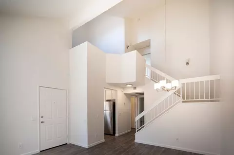 661 Copper Dr, Vista, CA 92083