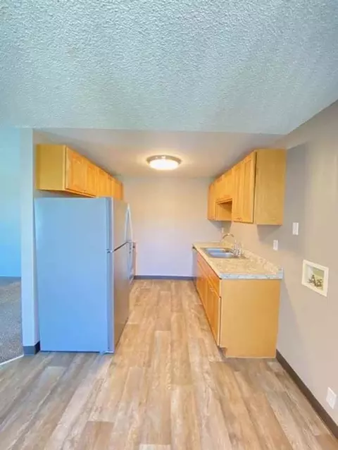 531 S 38th Ave, West Richland, WA 99353