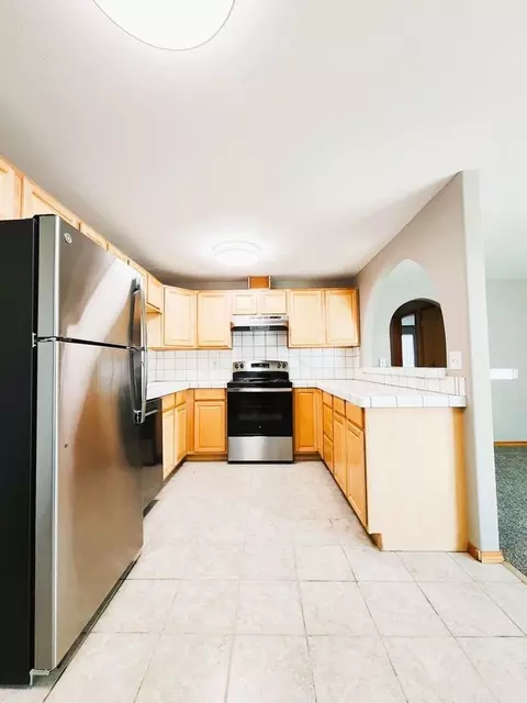 531 S 38th Ave, West Richland, WA 99353