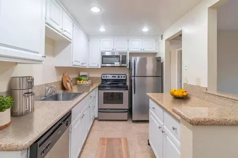 5344 Marconi Ave, Carmichael, CA 95608
