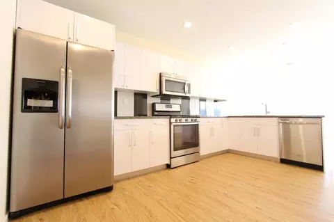 800 N 48th St, Philadelphia, PA 19139