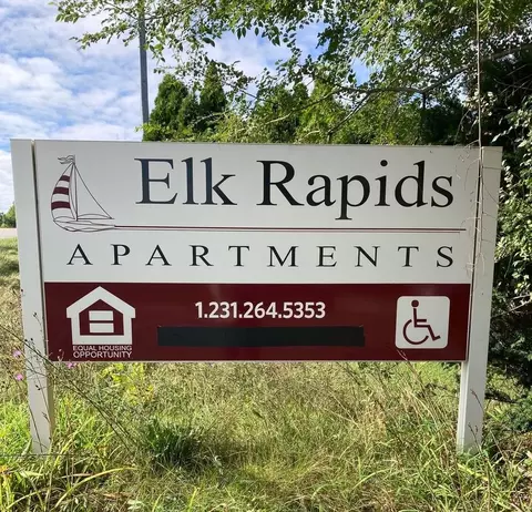 930 S Us Highway 31, Elk Rapids, MI 49629
