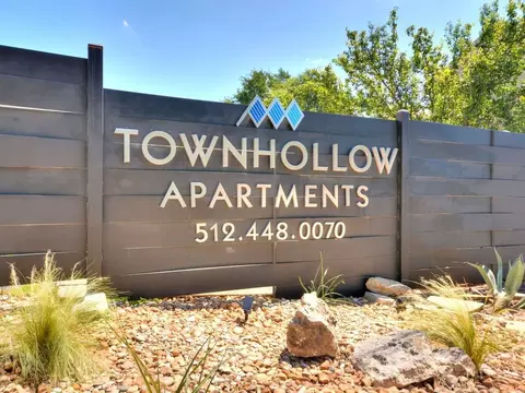 1200 Treadwell St, Austin, TX 78704