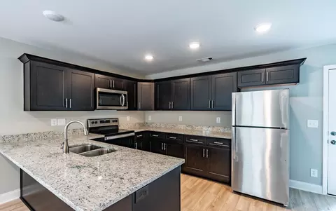 521 Melrose St, Lebanon, TN 37087