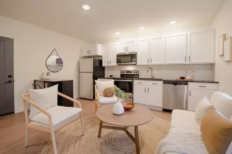 476 Taylor Ave, Columbus, OH 43203