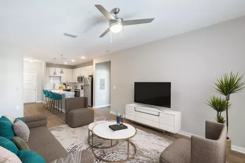 650 Tapestry Ln, Brandon, FL 33511 photo 2