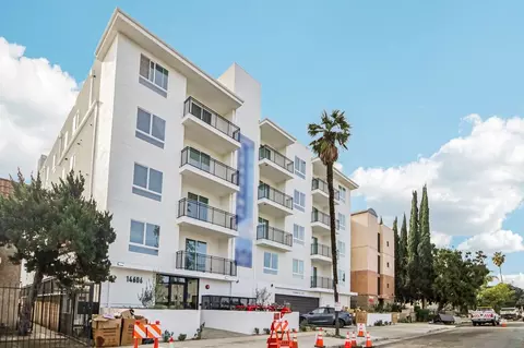 14606 Sylvan St, Van Nuys, CA 91411 photo 3