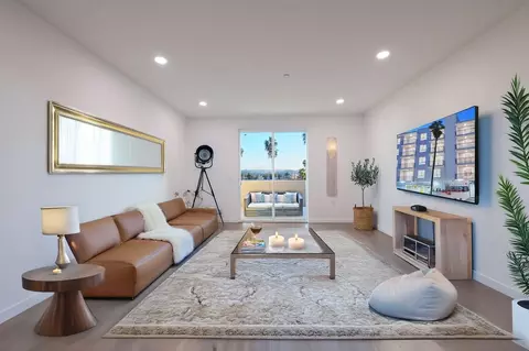 14606 Sylvan St, Van Nuys, CA 91411