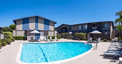 533 W Wilson St, Costa Mesa, CA 92627