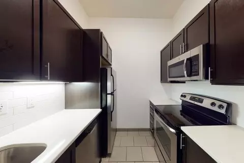 214 E Armour Blvd, Kansas City, MO 64111