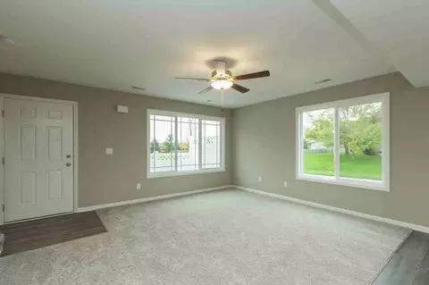 150 S 26th St, West Des Moines, IA 50265