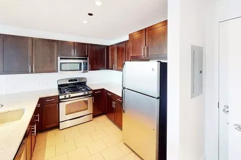 5454 S Shore Dr, Chicago, IL 60615