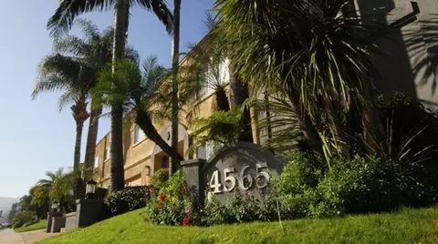 4565 Hazeltine Ave, Los Angeles, CA 91423