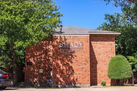 922 Cleveland St, Denton, TX 76201