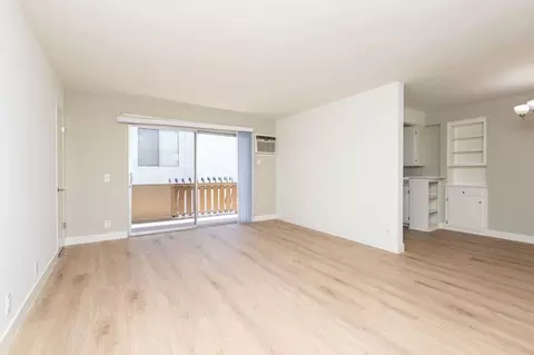 3752 Mentone Ave, Los Angeles, CA 90034