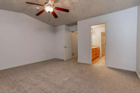 Se Chase Loop, Gresham, OR 97080 photo 31