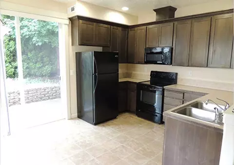Se Chase Loop, Gresham, OR 97080 photo 4