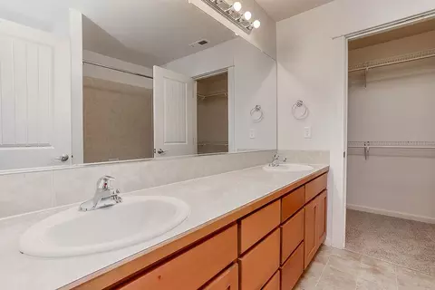 Se Chase Loop, Gresham, OR 97080 photo 17
