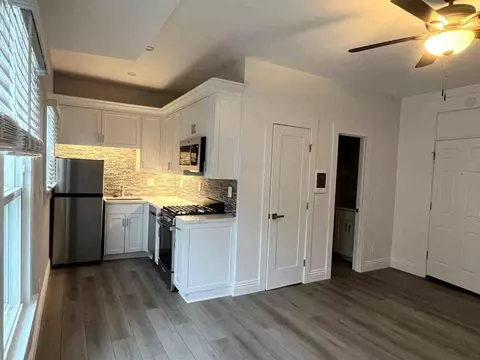 2230 Albatross St, San Diego, CA 92101