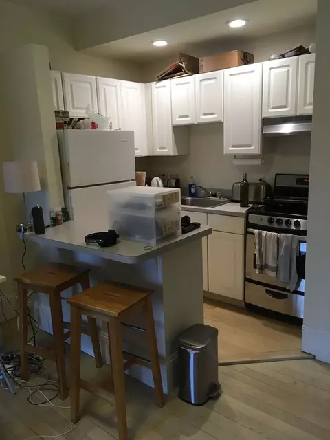 554 Massachusetts Ave, Boston, MA 02118