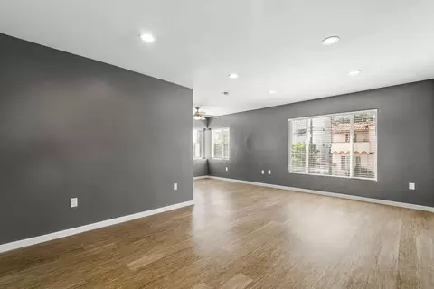 1326 N Vista St, Los Angeles, CA 90046