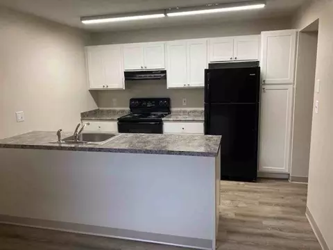 585 Main St, Melrose, MA 02176