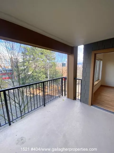 1521 NW 54th St, Seattle, WA 98107