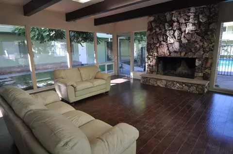 24347 Newhall Ave, Newhall, CA 91321 photo 9