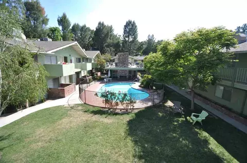 24347 Newhall Ave, Newhall, CA 91321 photo 18