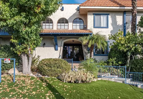 2415 Mohawk St, Pasadena, CA 91107