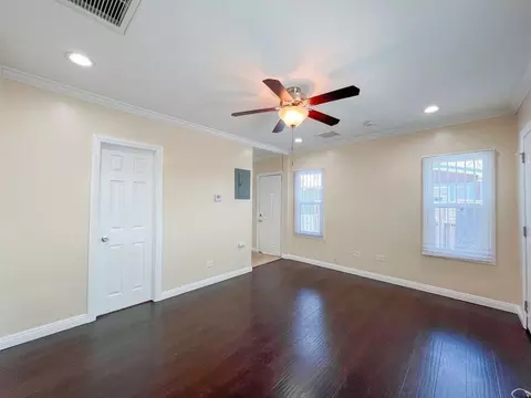 662 658- 662 Junipero, Long Beach, CA 90814 photo 3
