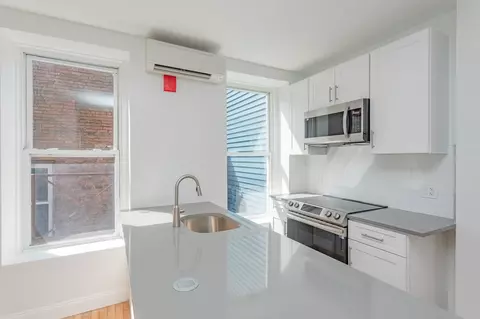 471 Fulton St, Troy, NY 12180