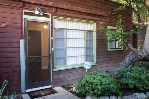 115 E 4th St, Ontario, CA 91764