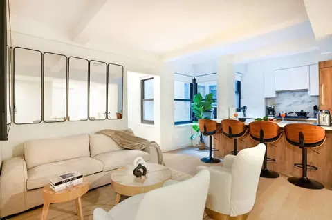 200 E 11th St, New York, NY 10003