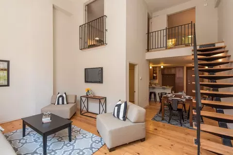 1200 Walnut St, Philadelphia, PA 19107