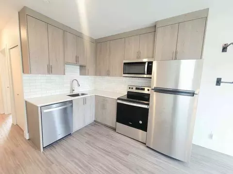 7240 N Saint Louis Ave, Portland, OR 97203