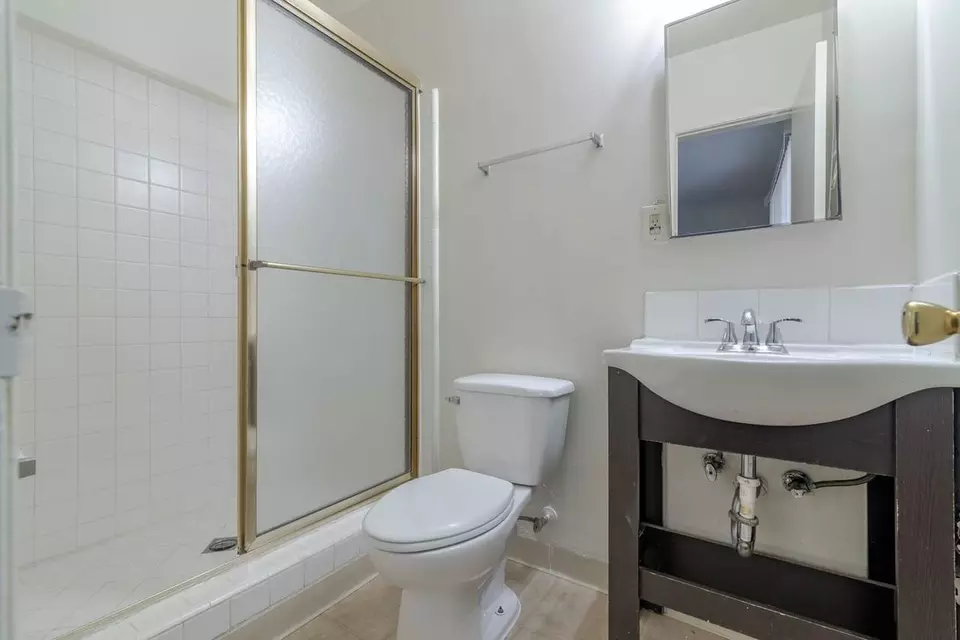  4060 Stevely Ave, Los Angeles, CA 90008 photo 7