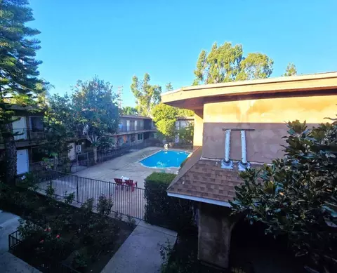 15025 Vanowen St, Los Angeles, CA 91405