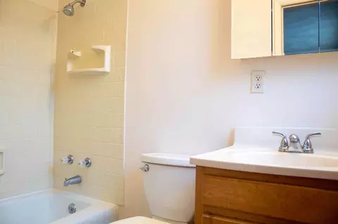 512 E Clark St, Champaign, IL 61820 photo 10